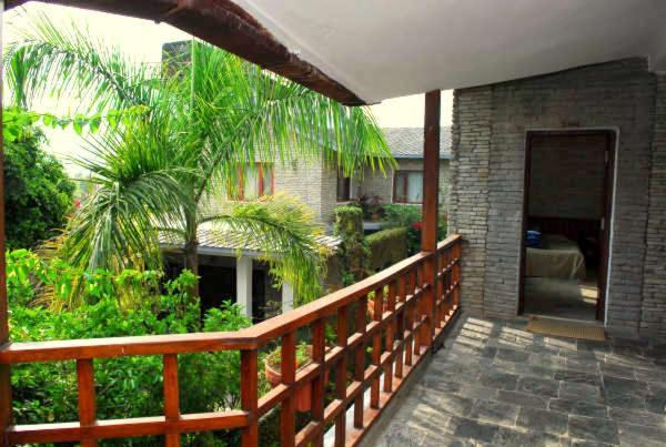 Mum'S Garden Resort Pokhara Bagian luar foto