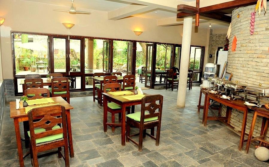Mum'S Garden Resort Pokhara Bagian luar foto