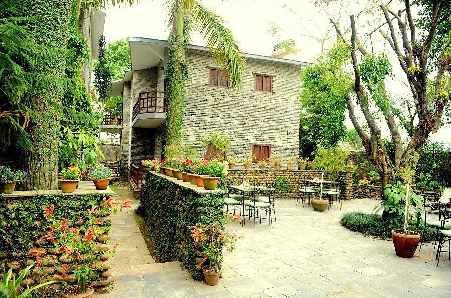 Mum'S Garden Resort Pokhara Bagian luar foto
