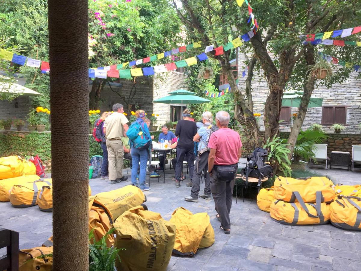 Mum'S Garden Resort Pokhara Bagian luar foto